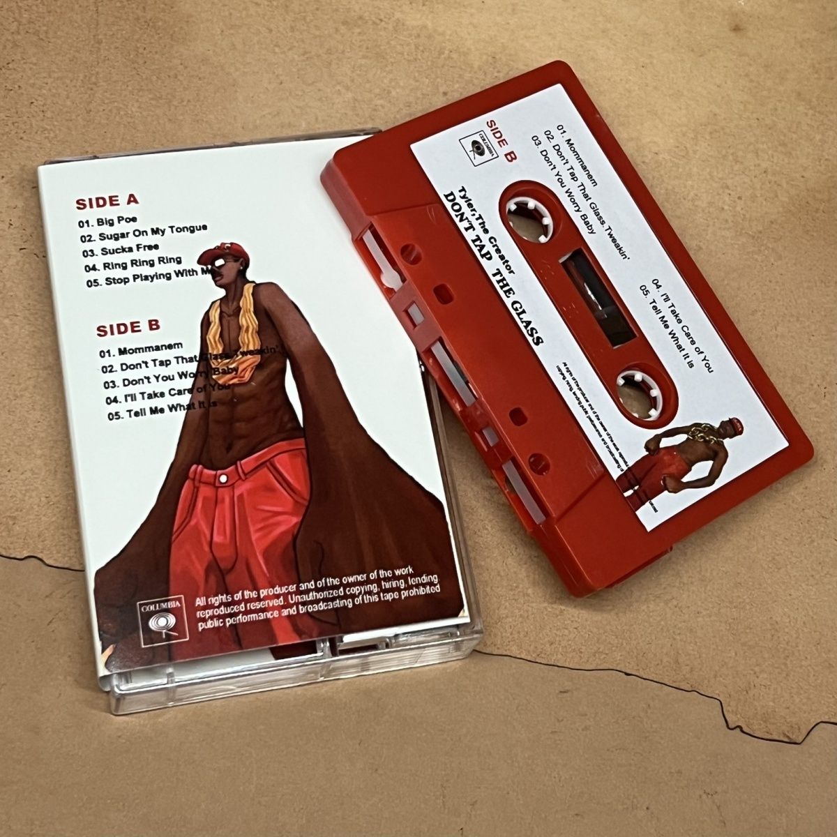 Cassette rouge de musique hip- - Audio Music Hip Hop avis et prix